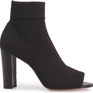 Avec Les Filles Women's Mariah Stretch Peep Toe Bootie Size 5